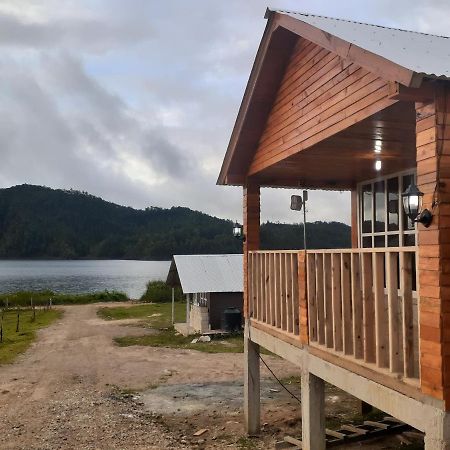 cabañas liquidambar La Trinitaria Exterior foto